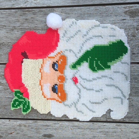 Vintage Santa Face Knit Yarn Mesh - Picture 1 of 6